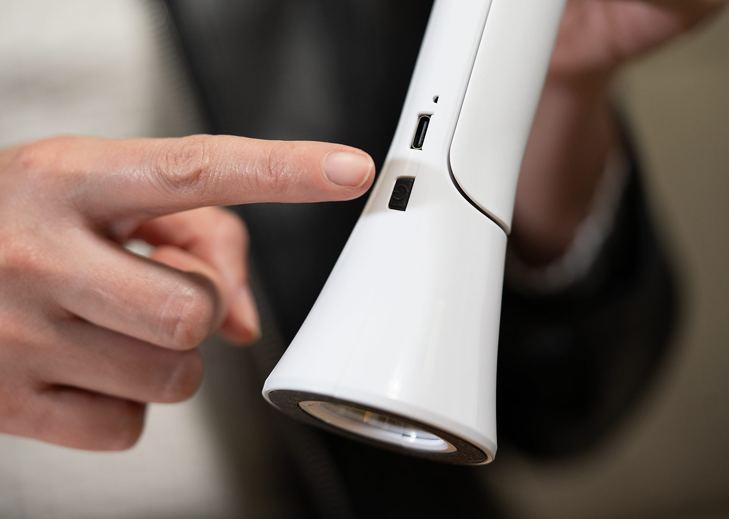 Linterna 2 en 1 Lumen - Imagen 11